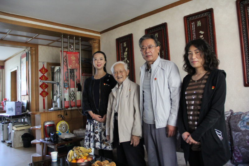 中共青海省第三建筑工程有限公司支部委員會(huì)開展“走訪慰問(wèn)暖人心，紅色精神永傳承”活動(dòng)